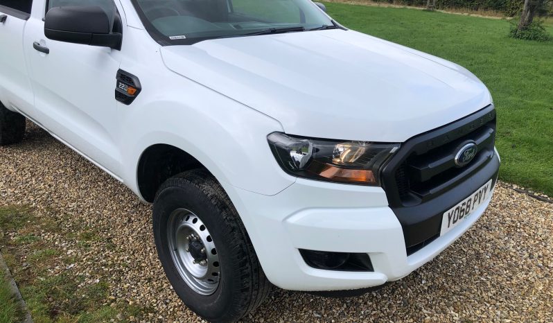 Toyota Hilux 2019 full