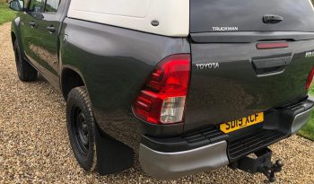 Toyota Hilux 2019 full